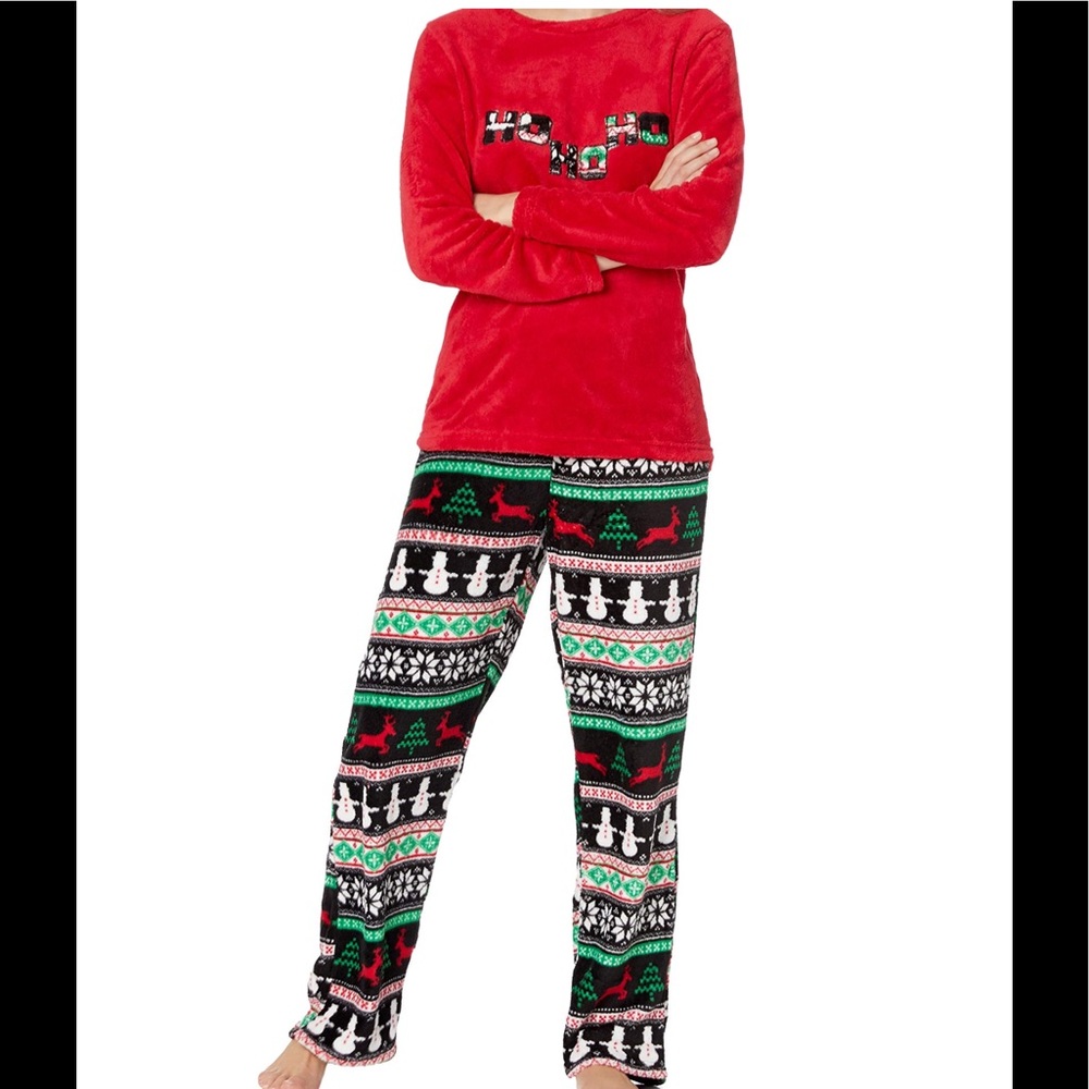 Mayfair Plush Holiday 2 Piece PJ Set NWT